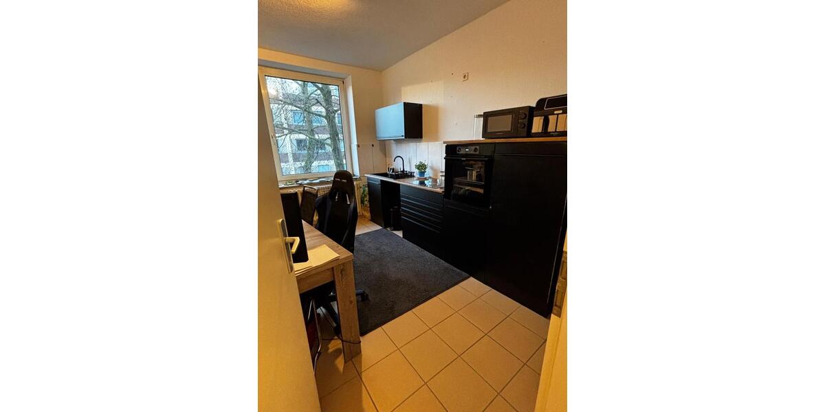 Etagenwohnung Leverkusen - 2 Zimmer, 87 m&sup2;, 800&euro; | Angebot:24796041
