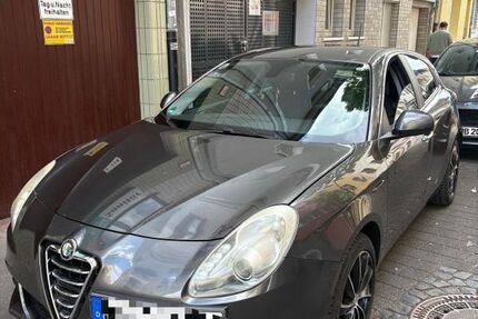 Alfa Romeo Giulietta 160.000 km 4.750 &euro; Frechen 50226