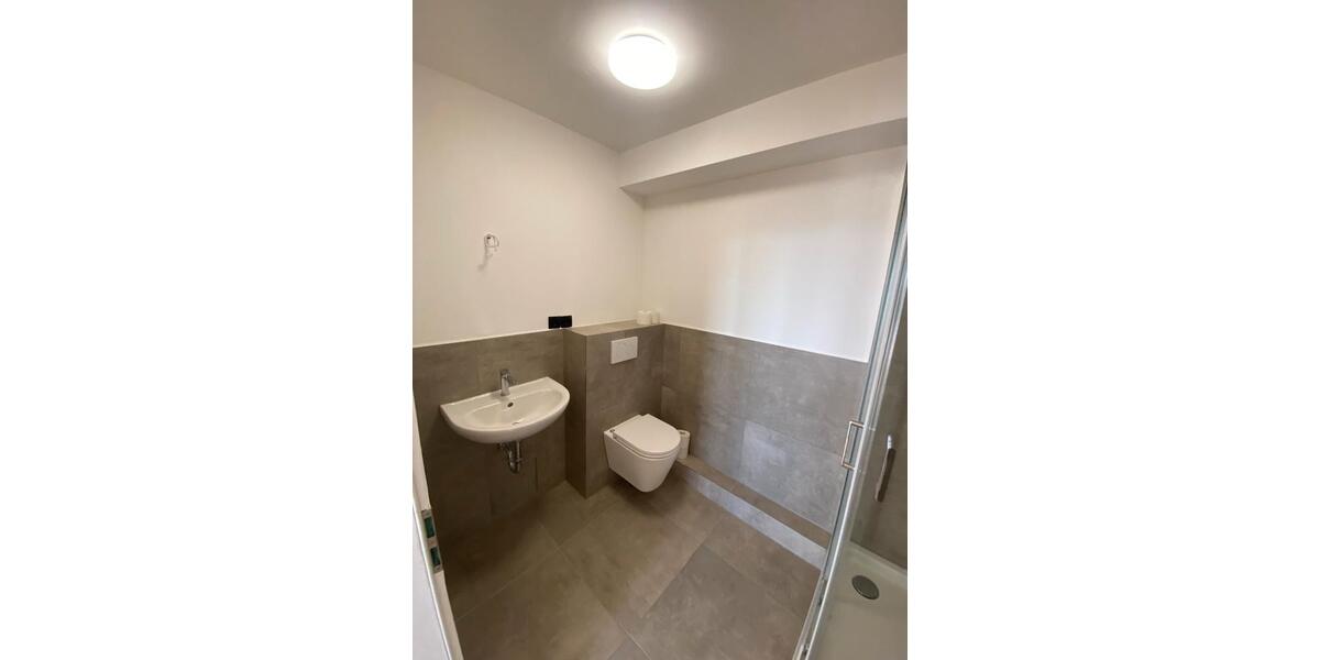 Etagenwohnung Köln Porz - 3 Zimmer, 92 m&sup2;, 1.350&euro; | Angebot:25903166