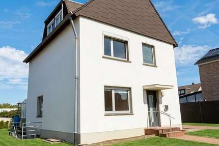 Haus Düren / Derichsweiler Derichsweiler - 5 Zimmer, 100 m&sup2;, 268.000&euro; | Angebot:27350955