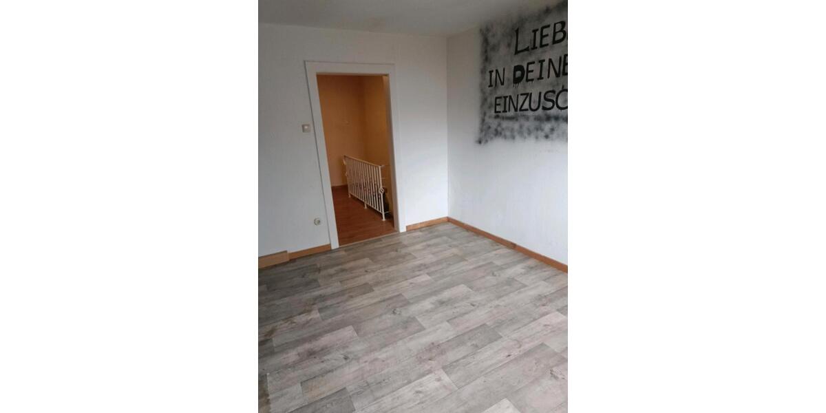 Reihenhaus Zülpich - 3 Zimmer, 41 m&sup2;, 100.000&euro; | Angebot:27261827