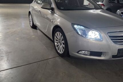 Opel Insignia 147.000 km 5.650 &euro; köln 50765