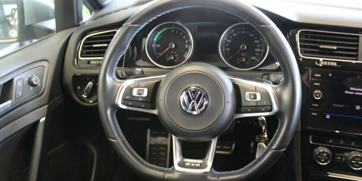 VW Golf 1.4 GTE Plug-In-Hybrid DSG 99.120 km 15.980 &euro; Euskirchen 53881