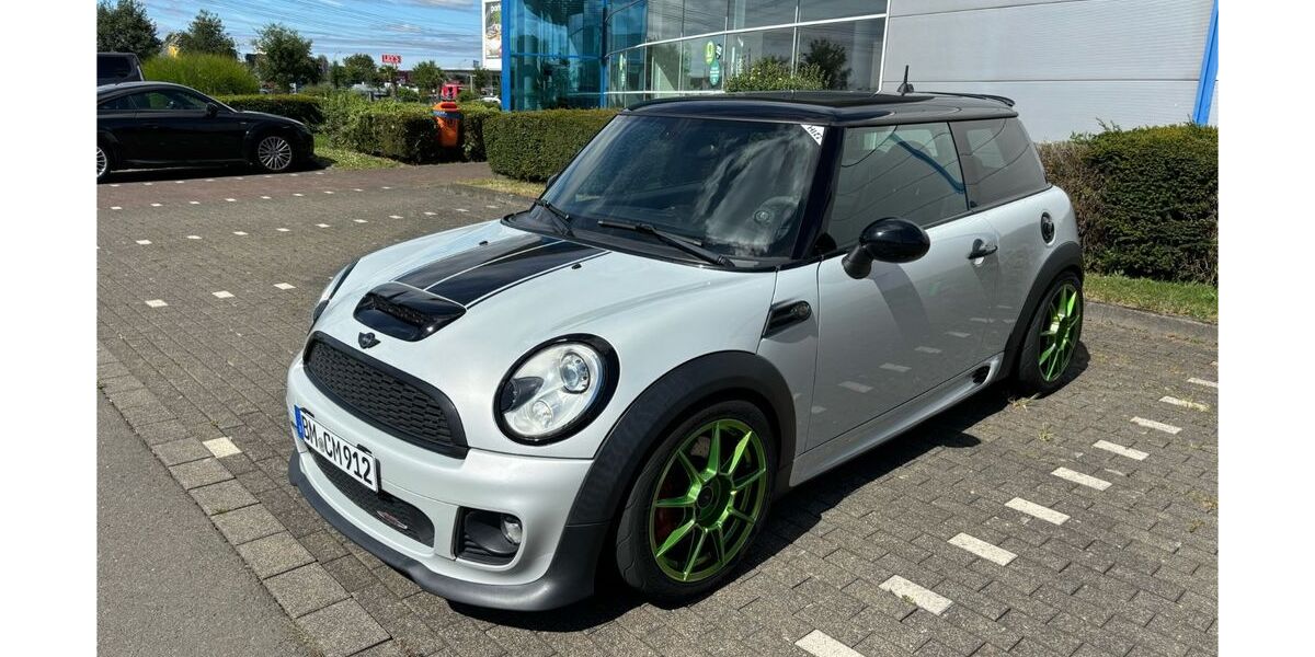 Mini John Cooper Works 79.820 km 13.699 &euro; Hürth 50354