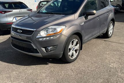 Ford Kuga 226.178 km 5.200 &euro; Elsdorf 50189