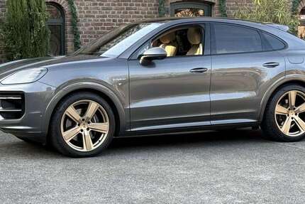 Porsche Cayenne 9.700 km 118.790 &euro; Frechen 50226