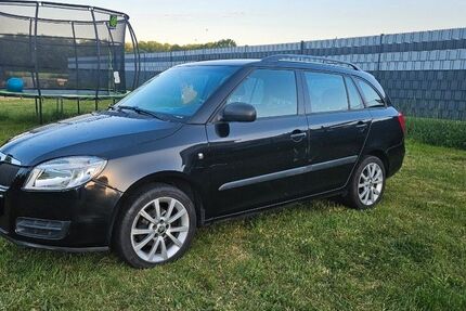 Skoda Fabia 134.684 km 2.500 &euro; Düren 52372