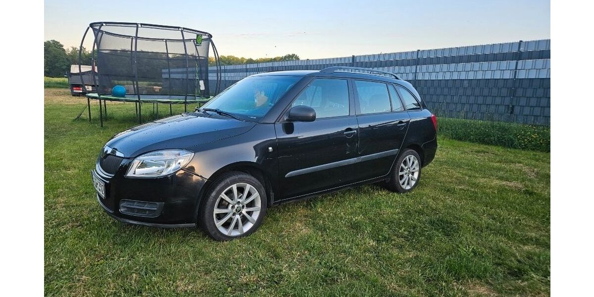 Skoda Fabia 134.684 km 2.500 &euro; Düren 52372