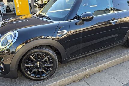 Mini ONE 129.331 km 14.400 &euro; Brühl 50321