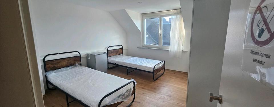 Etagenwohnung Düren Mariaweiler-Hoven - 6 Zimmer, 27 m&sup2;, 470&euro; | Angebot:24855320
