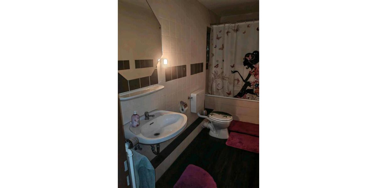 Etagenwohnung Köln Nippes - 2 Zimmer, 80 m&sup2;, 850&euro; | Angebot:25922839