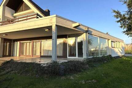 Haus Merzenich Golzheim - 5 Zimmer, 240 m&sup2;, 469.000&euro; | Angebot:25836780