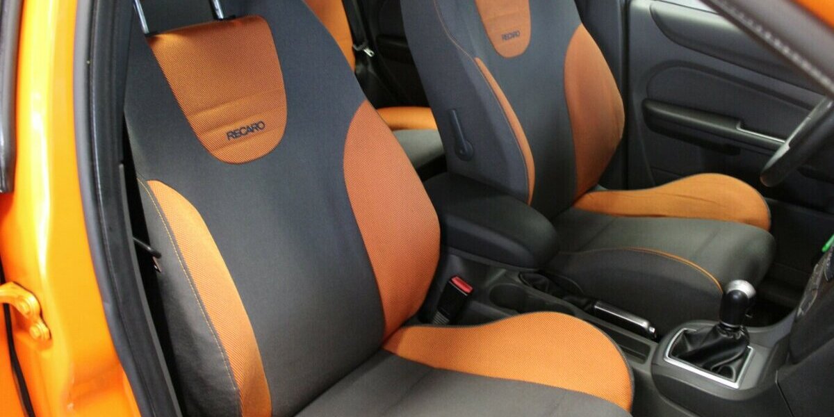 Ford Focus 2.5 MK2 ST - Recaro - SHZ -Navi - 96.133 km 11.980 &euro; Euskirchen 53881