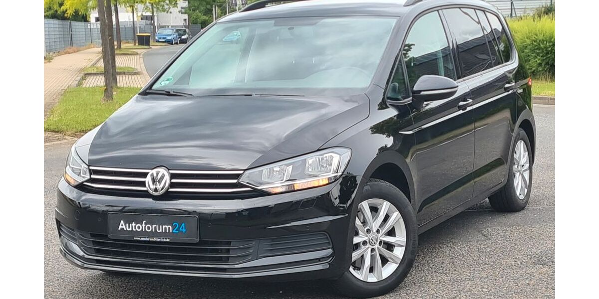 VW Touran 70.000 km 14.999 &euro; Jülich 52428