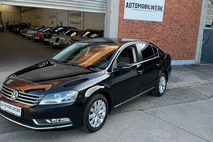 VW Passat 147.750 km 8.499 &euro; Düren 52353