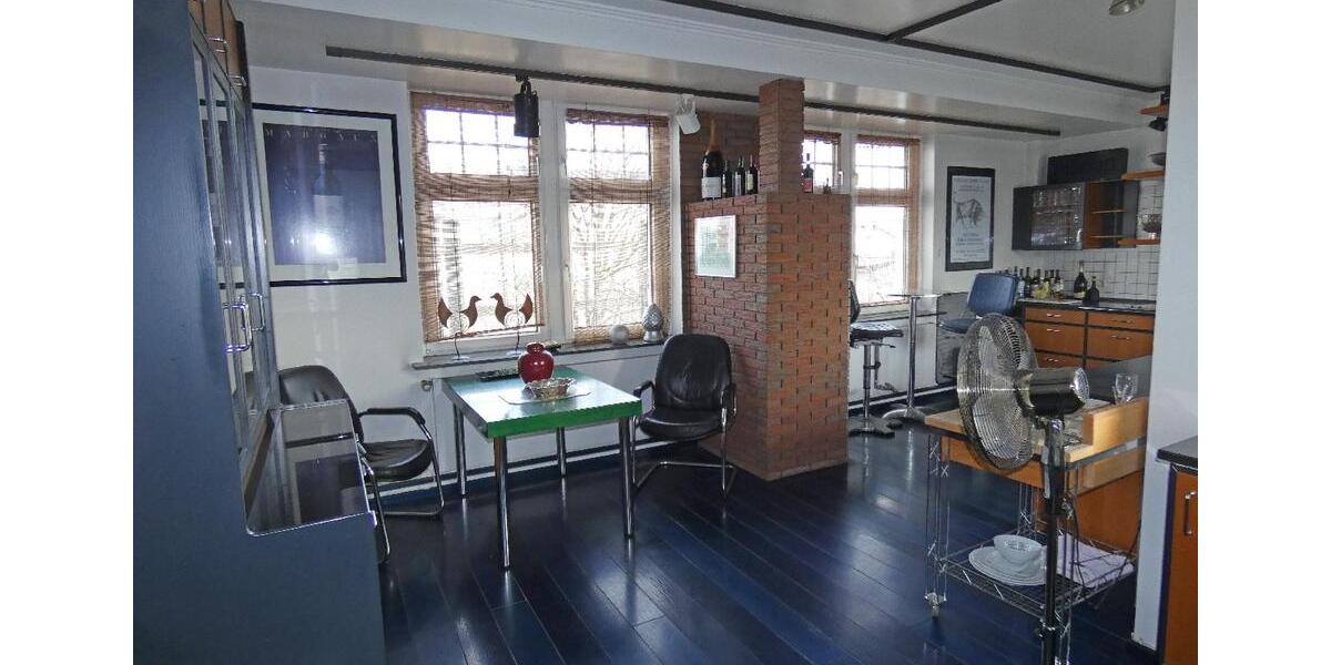 Dachgeschoßwohnung Leverkusen - 4 Zimmer, 173 m&sup2;, 1.350&euro; | Angebot:18656969