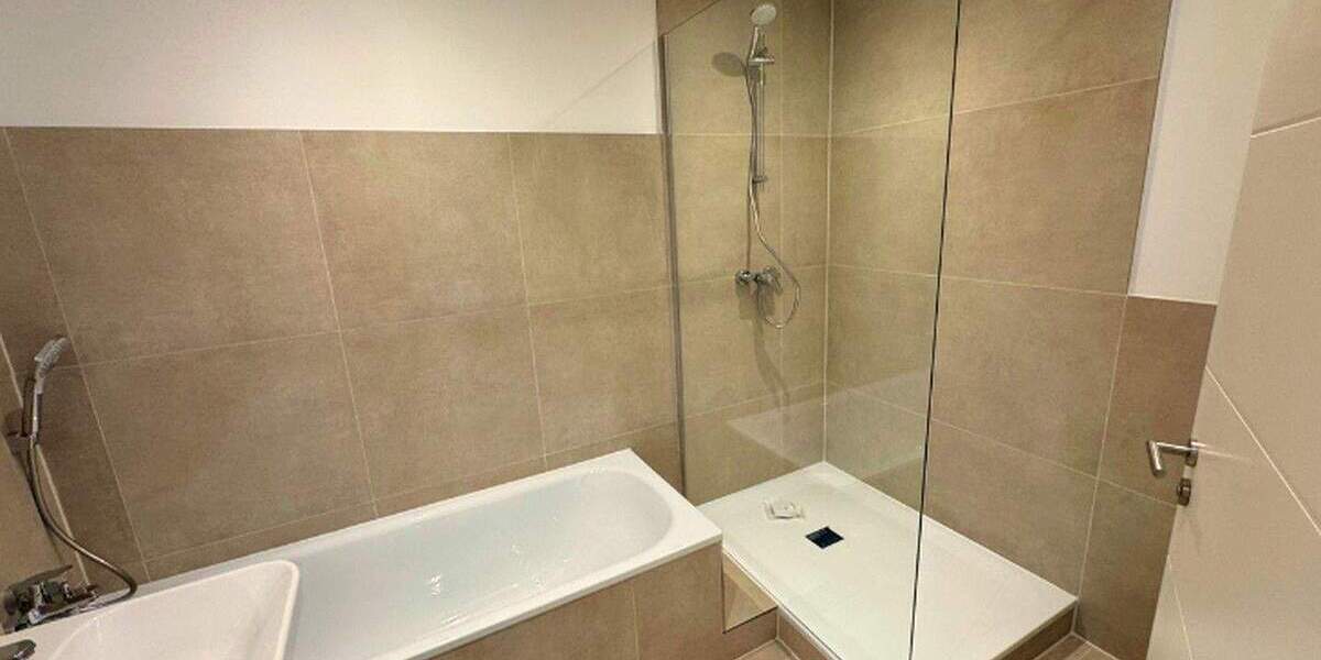 Etagenwohnung Köln Niehl - 3 Zimmer, 79 m&sup2;, 428.500&euro; | Angebot:25905550