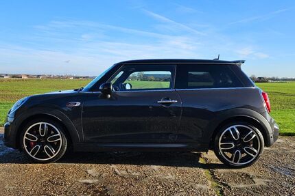 Mini John Cooper Works 51.500 km 24.900 &euro; Vettweiß 52391