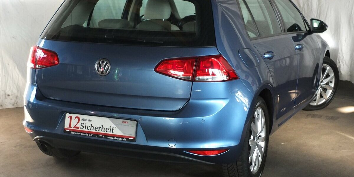 VW Golf VII COMFORTLINE PANORAMADACH KLIMAAUTOMATIK 1 150.000 km 9.908 &euro; Köln 50858