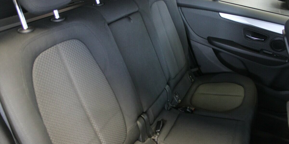 BMW 218 Gran Tourer d Advantage 117.506 km 15.980 &euro; Euskirchen 53881