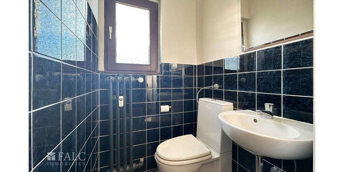 Etagenwohnung Köln Lövenich - 4 Zimmer, 82 m&sup2;, 353.000&euro; | Angebot:25696524