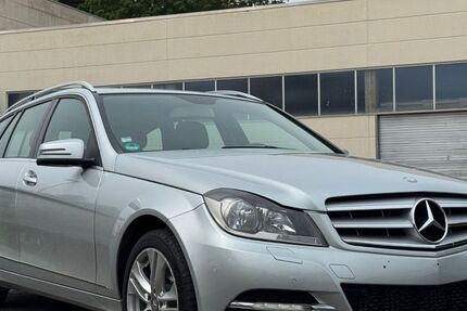 Mercedes-Benz C 200 343.000 km 4.690 &euro; Düren 52349