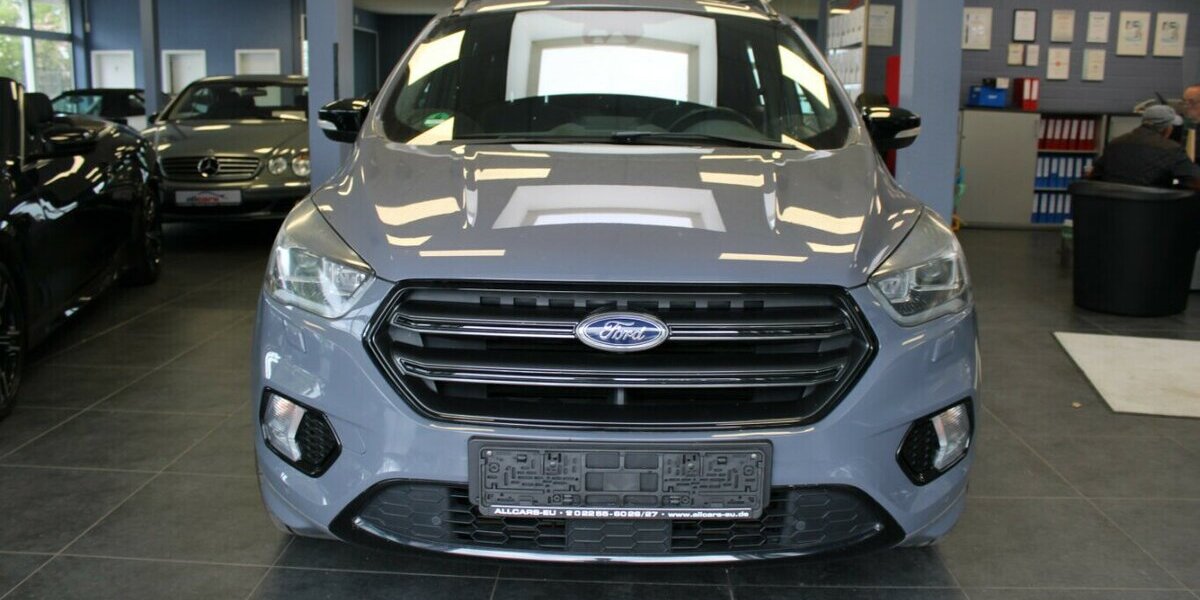 Ford Kuga 2.0 EcoBoost 4x4 Aut. ST-Line 77.160 km 18.980 &euro; Euskirchen 53881