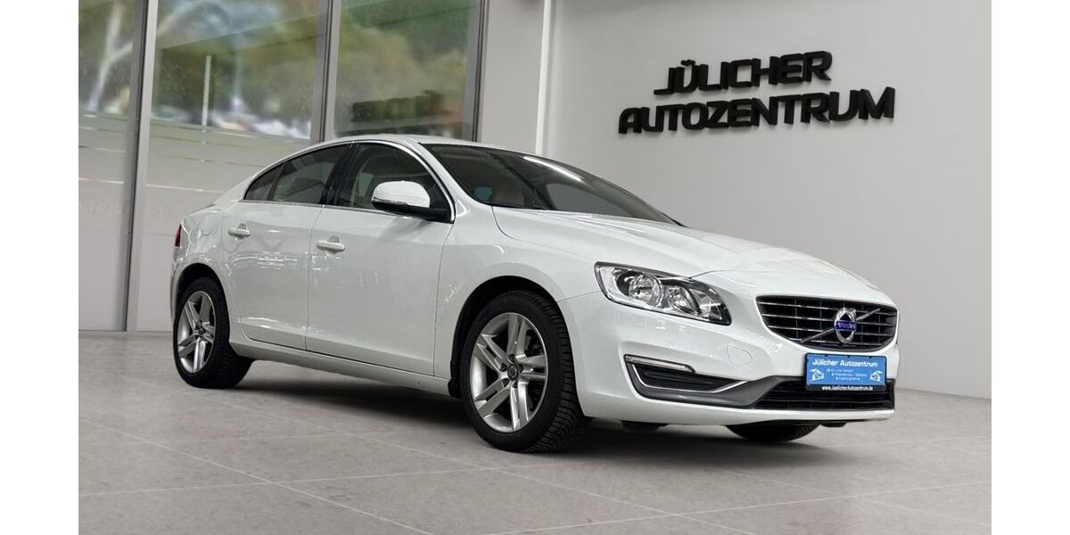 Volvo S60 109.895 km 13.990 &euro; Jülich 52428