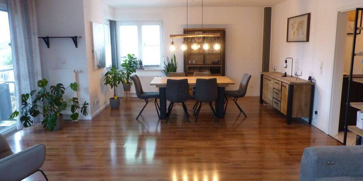 Etagenwohnung Niederkassel - 3 Zimmer, 97 m&sup2;, 349.000&euro; | Angebot:26015844