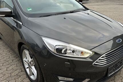 Ford Focus 101.700 km 10.950 &euro; Bornheim 53332