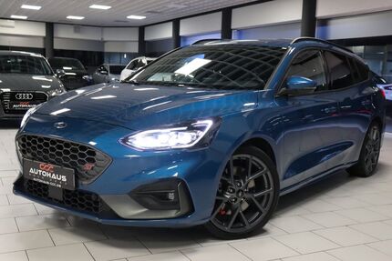 Ford Focus 95.465 km 22.490 &euro; Köln 51149