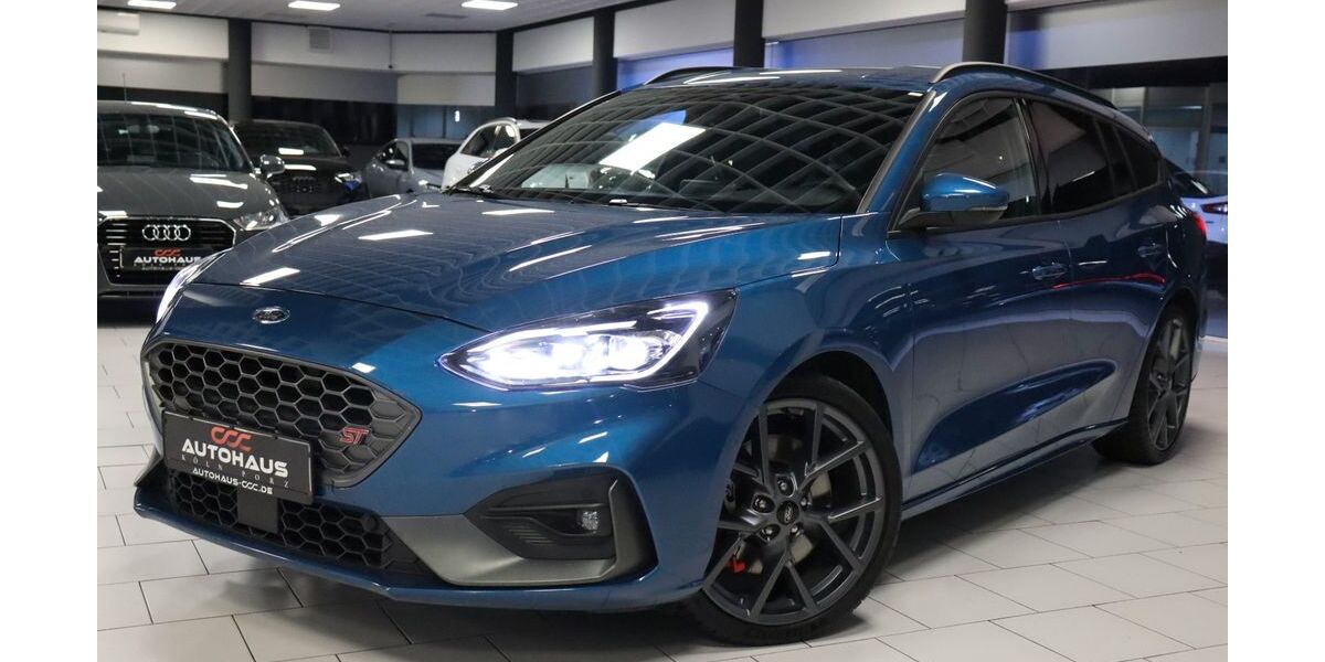 Ford Focus 95.465 km 22.490 &euro; Köln 51149