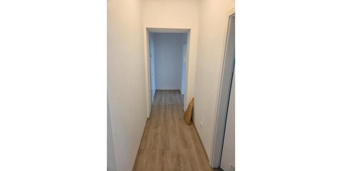 Etagenwohnung Köln Mülheim - 2 Zimmer, 49 m&sup2;, 195.000&euro; | Angebot:25973756
