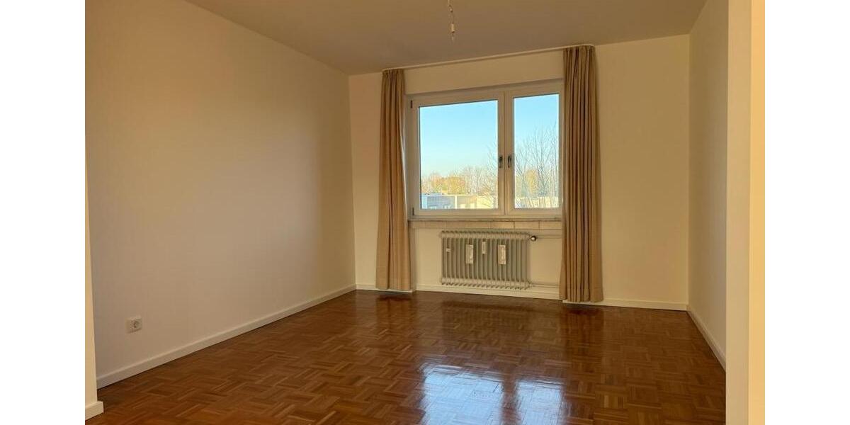 Etagenwohnung Frechen - 3 Zimmer, 123 m&sup2;, 1.480&euro; | Angebot:25297431