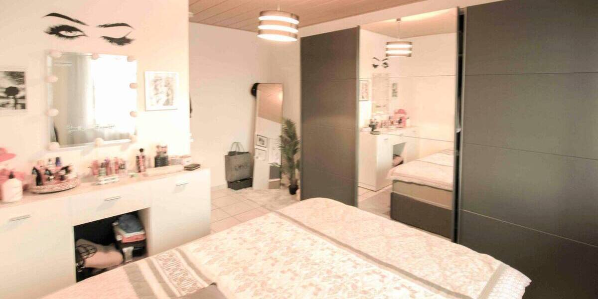 Mehrfamilienhaus, Wohnhaus Hürtgenwald Kleinhau - 8 Zimmer, 315.000&euro; | Angebot:25986495