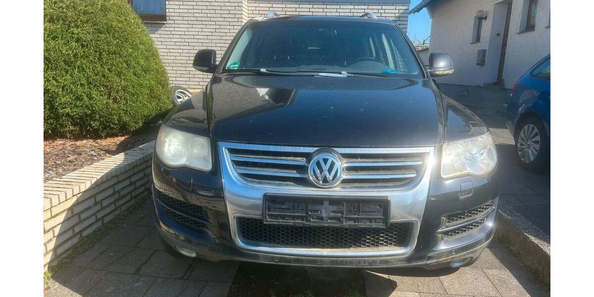 VW Touareg 239.000 km 5.950 &euro; Euskirchen 53879
