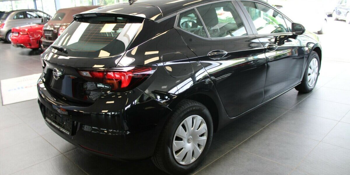 Opel Astra 1.4 Turbo Edition Aut. 58.238 km 13.980 &euro; Euskirchen 53881