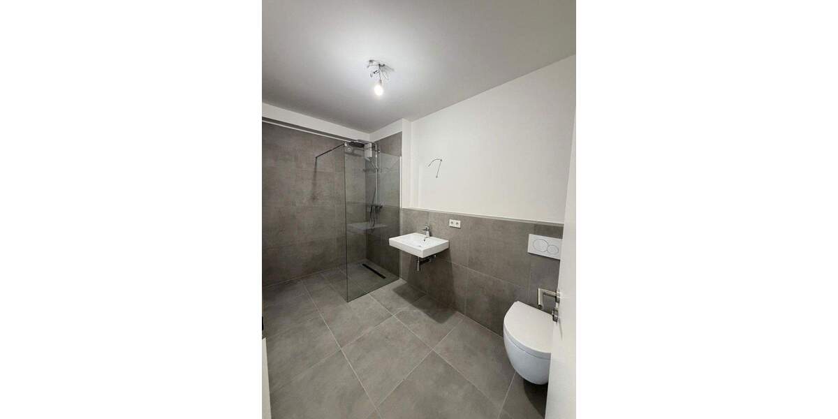 Terrassenwohnung Köln Höhenberg - 3 Zimmer, 100 m&sup2;, 1.590&euro; | Angebot:25784558