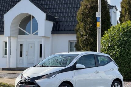 Toyota Aygo (X) 118.865 km 6.490 &euro; Jülich 52428