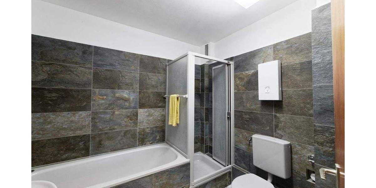 Etagenwohnung Köln Urbach - 3 Zimmer, 87 m&sup2;, 1.350&euro; | Angebot:25733301