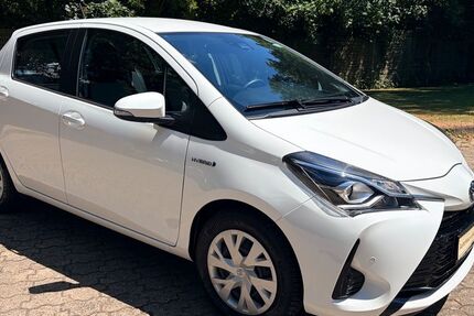 Toyota Yaris 59.642 km 14.990 &euro; Euskirchen 53879