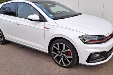 VW Polo 48.238 km 21.995 &euro; Köln 51107