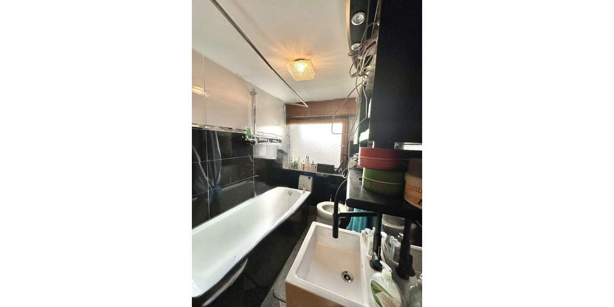 Mehrfamilienhaus, Wohnhaus Kerpen - 7 Zimmer, 112 m&sup2;, 239.000&euro; | Angebot:25879045