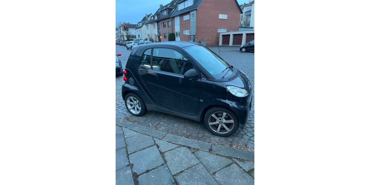 Smart ForTwo 60.150 km 4.950 &euro; Köln 50937