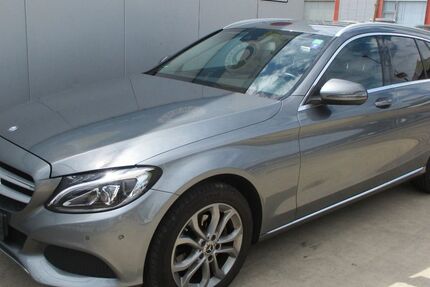 Mercedes-Benz C 200 198.000 km 11.970 &euro; Köln 51105