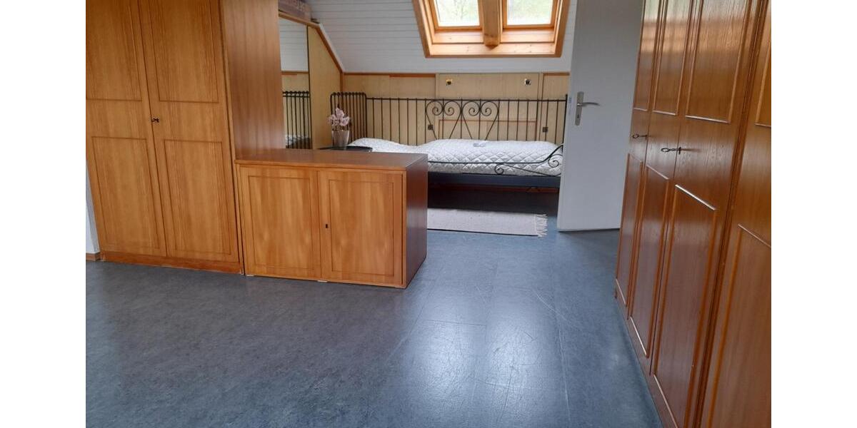 Etagenwohnung Brühl - 3 Zimmer, 70 m&sup2;, 767&euro; | Angebot:26122142