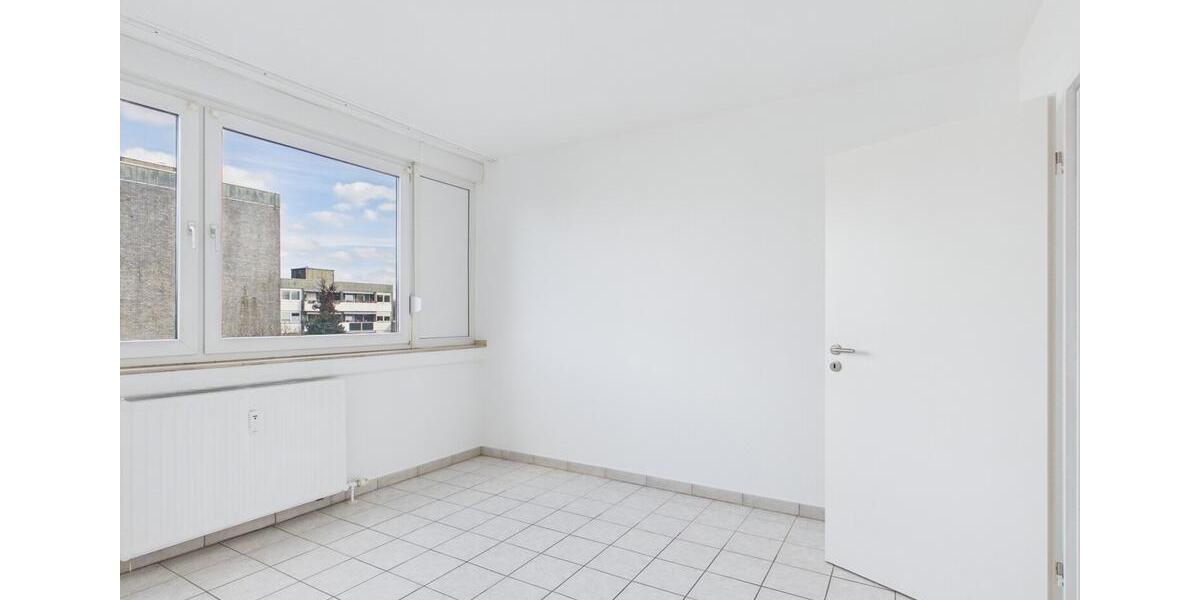 Etagenwohnung Köln Heimersdorf - 3 Zimmer, 75 m&sup2;, 1.125&euro; | Angebot:25803935
