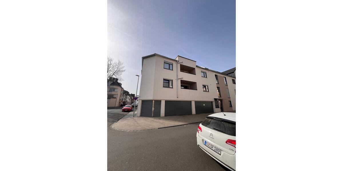 Erdgeschoßwohnung Euskirchen - 1 Zimmer, 100 m&sup2;, 1.490&euro; | Angebot:25532410