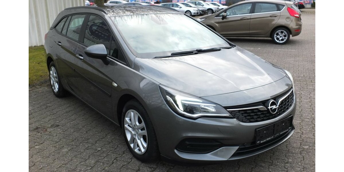 Opel Astra WM26: SPORTS TOURER NAVI 1.HD BLUETOOTH ALLW 125.000 km 8.998 &euro; Köln 50858