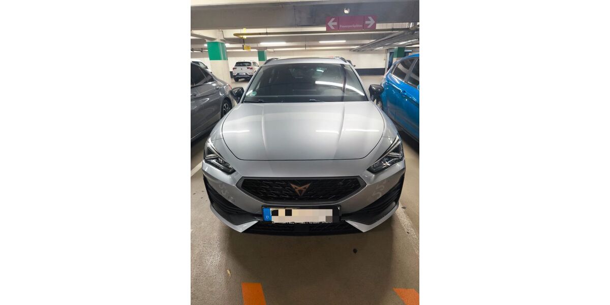 Cupra Leon 47.000 km 24.800 &euro; Köln 50825